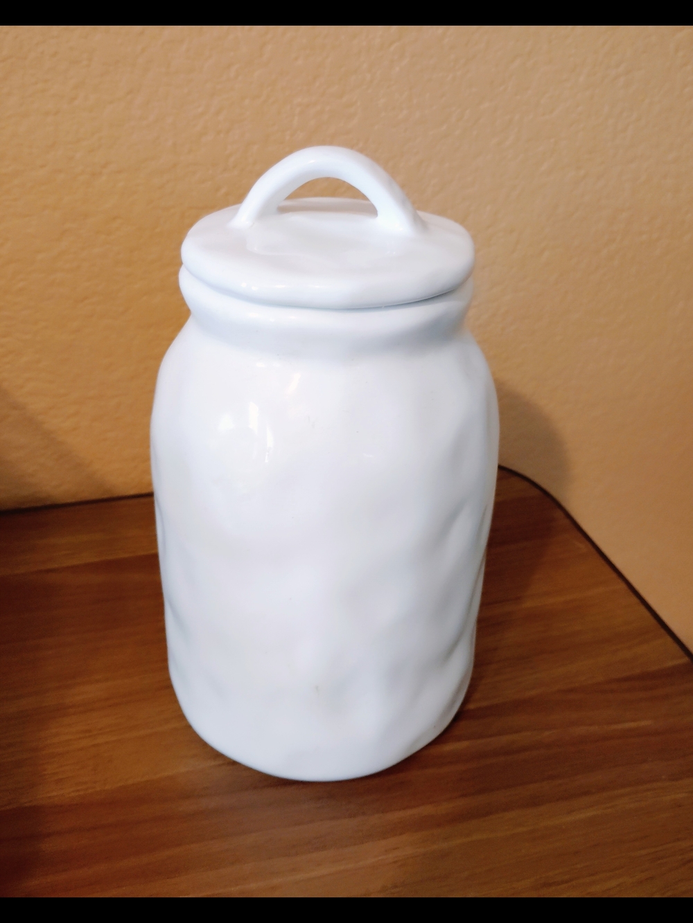 White Ceramic Storage Jar/Canister with Lid